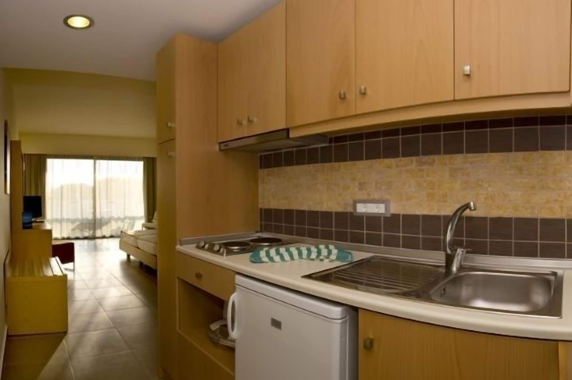 Island Blue Hotel Pefki  Экстерьер фото