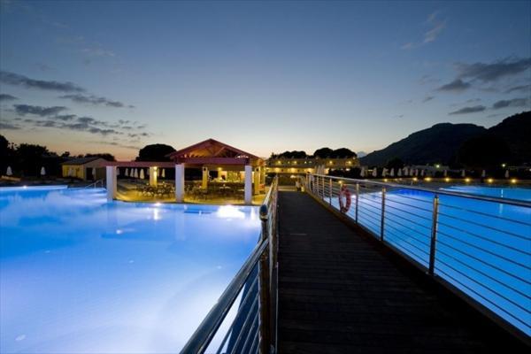Island Blue Hotel Pefki  Экстерьер фото